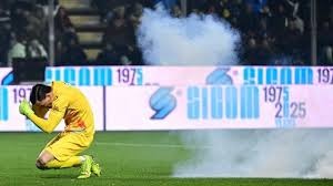 开服就炸服的《元气骑士前传》，评分为何一路狂跌？